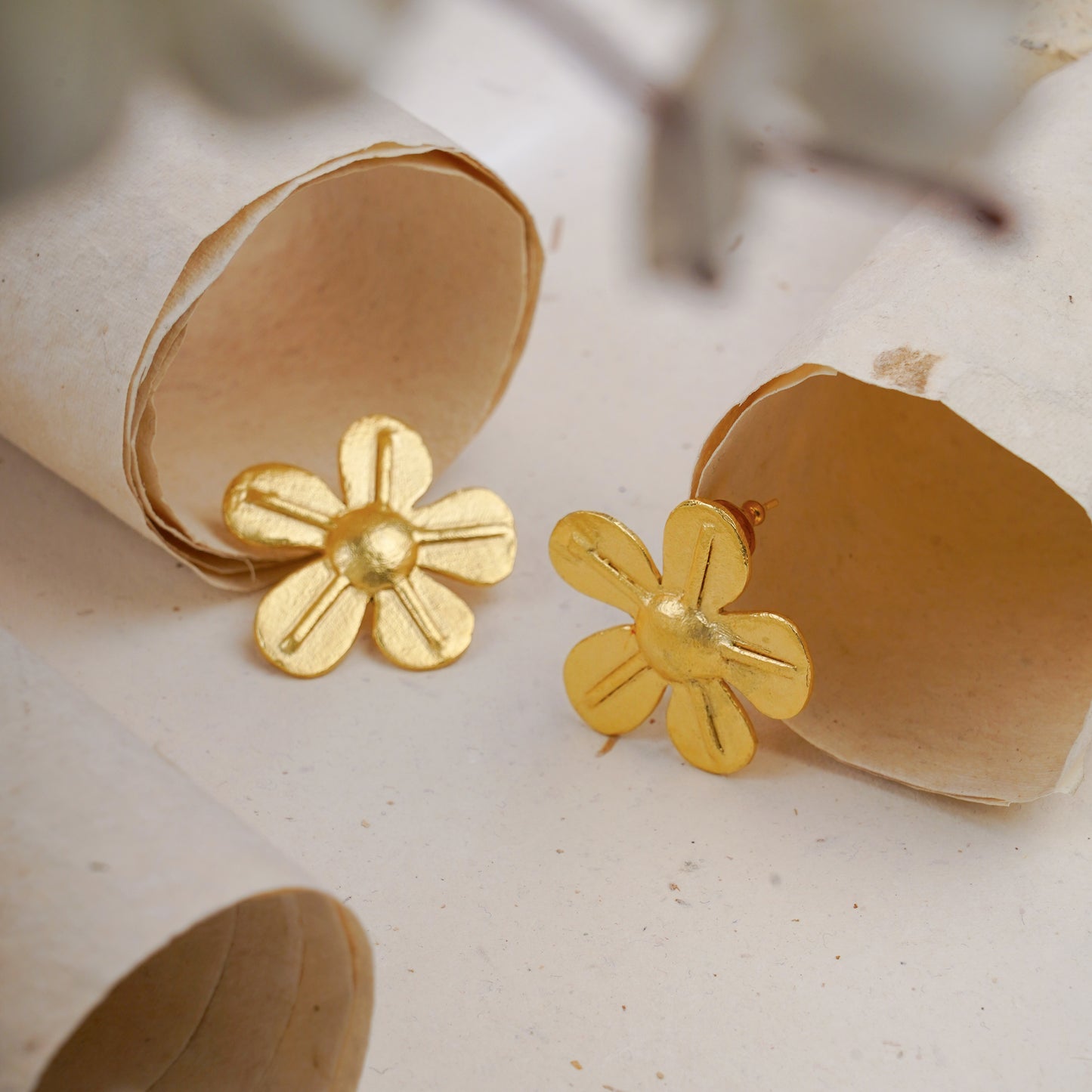 Stylish Gold Plated Flower Shaped Stud Earrings