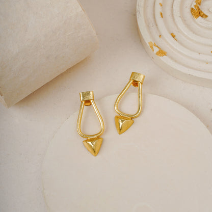 Gold platted minimal statement earrings