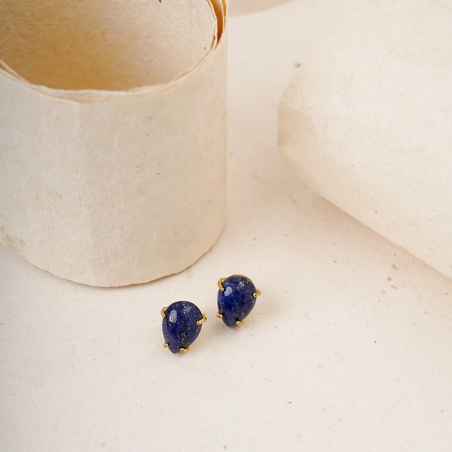 LAPIZ STUD EARRINGS