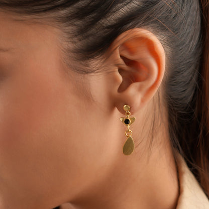 Gold-plated contemporary tear drop earrings