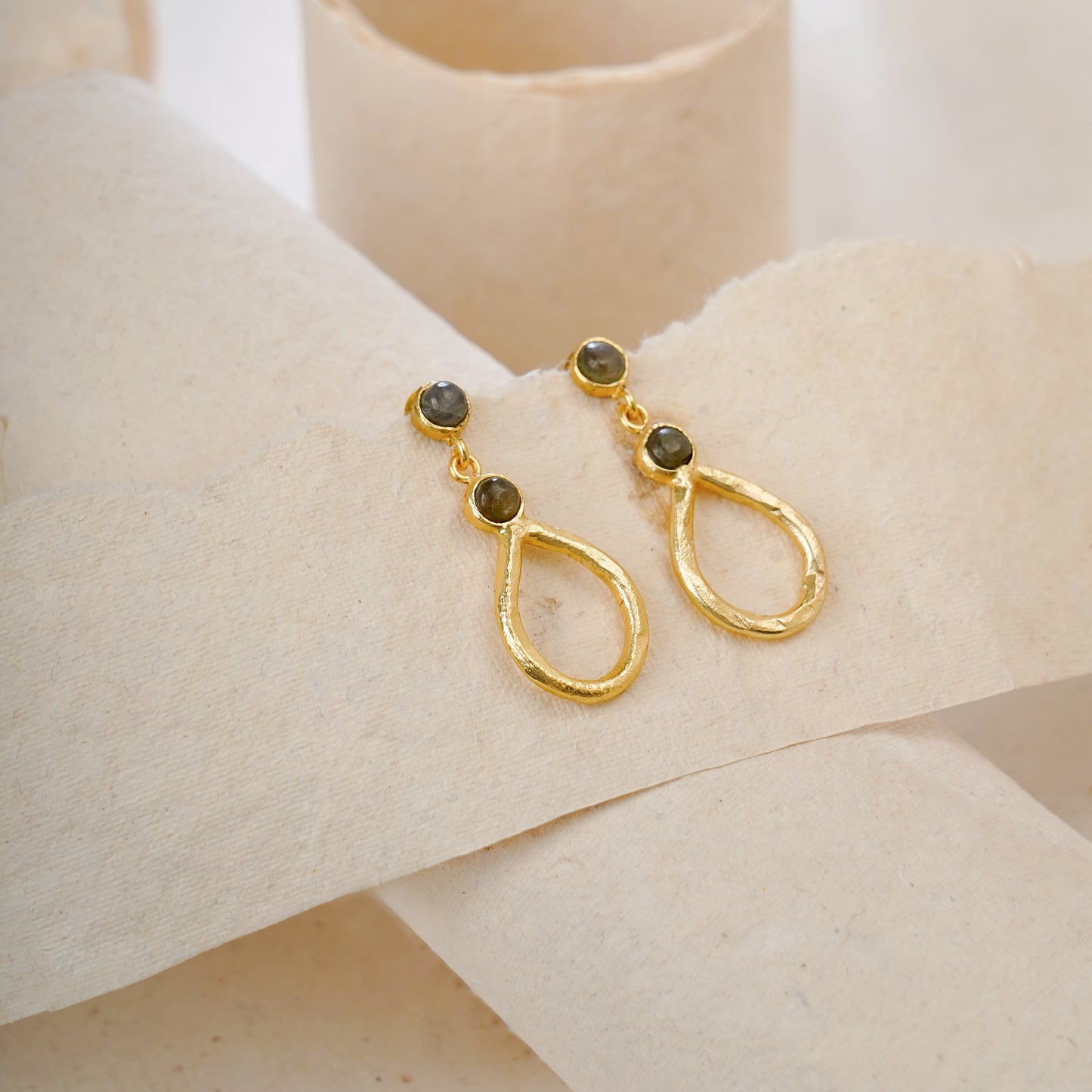 Labradorite Earring gold