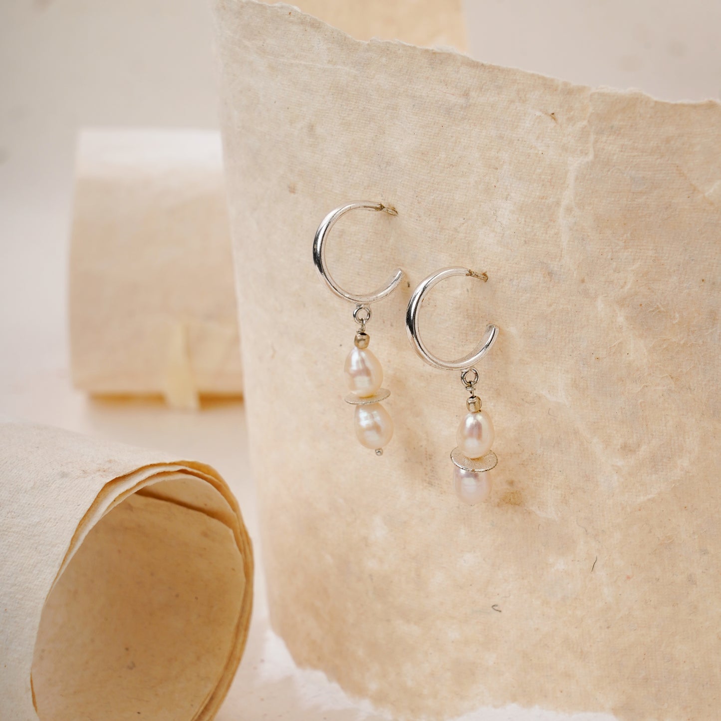 Double fresh water pearl loop silver earrings