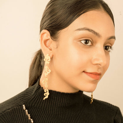 Gold platted cloud long Earrings