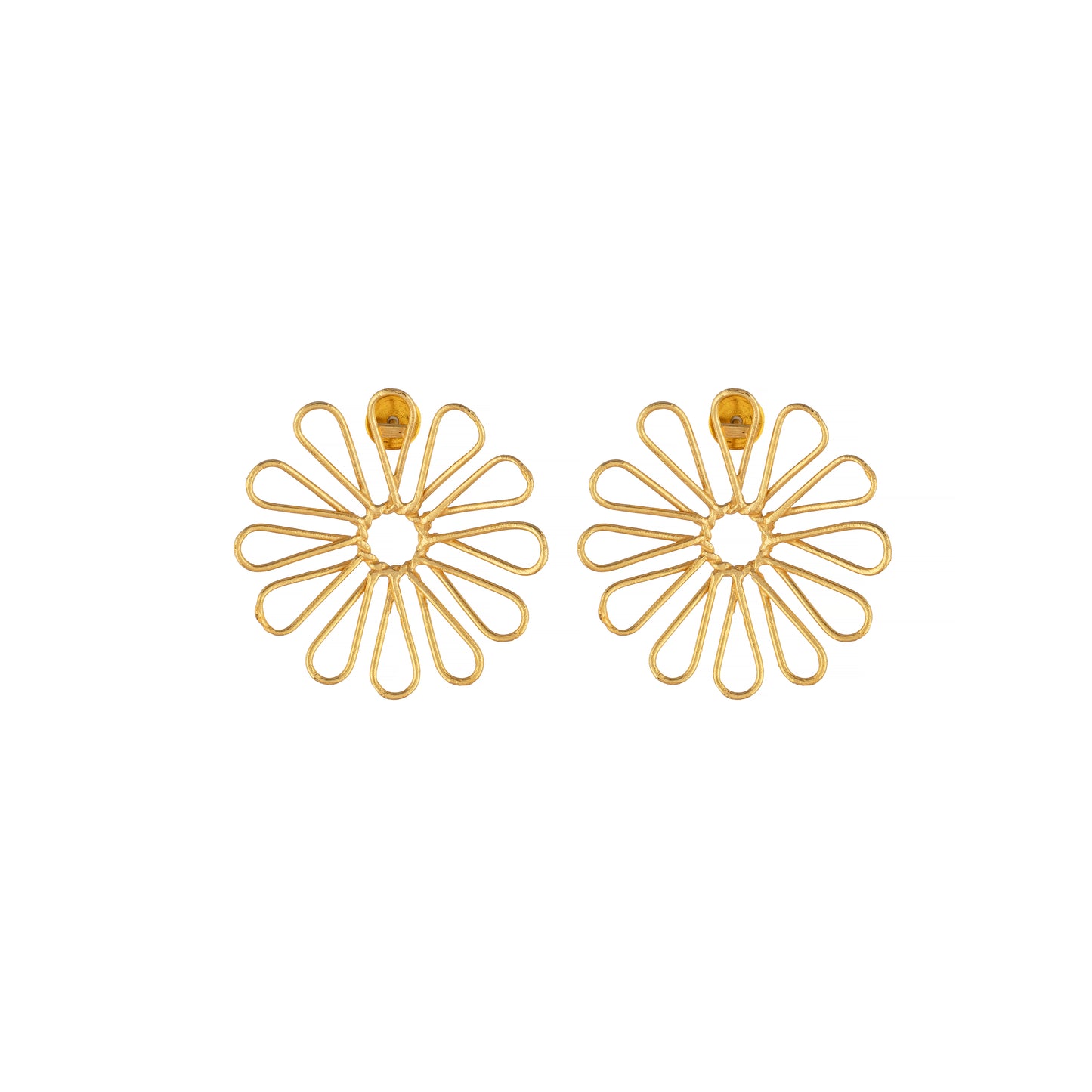 Gold platted daisy shape brass 18k gold platted women's earring